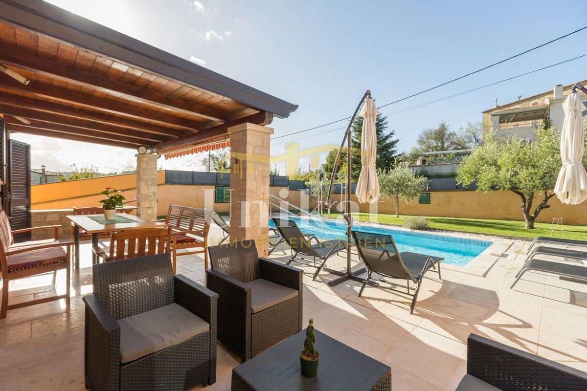 Hiša s čudovitim razgledom - Vižinada